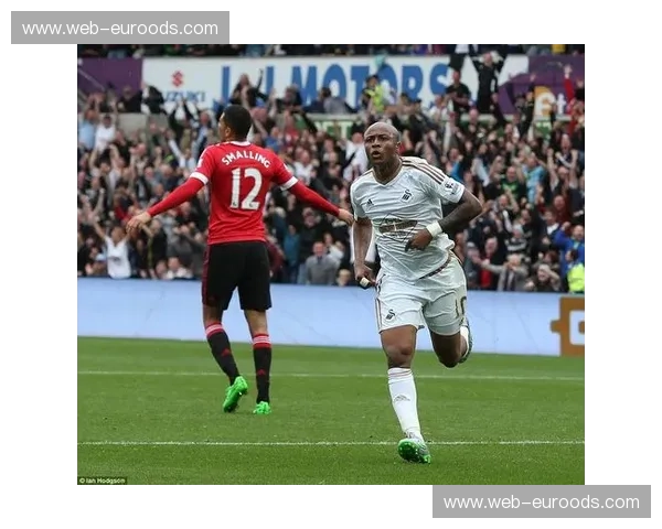 从罗梅罗红牌到福登逃红 英超裁判尺度为何难统一 从罗梅罗红牌到福登逃红 英超裁判尺度为何难统一